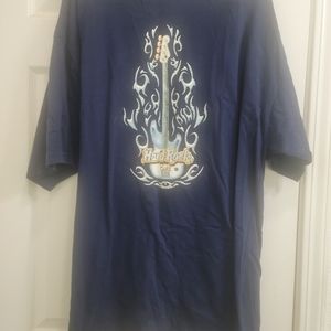 NWOT Hard Rock Cafe Paris Tshirt